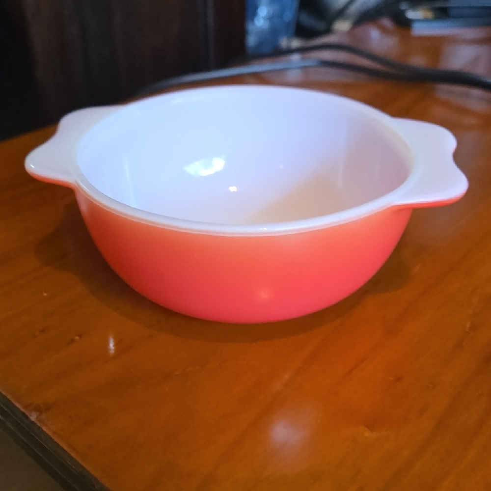 Pyrex Red and White Mixing Bowl